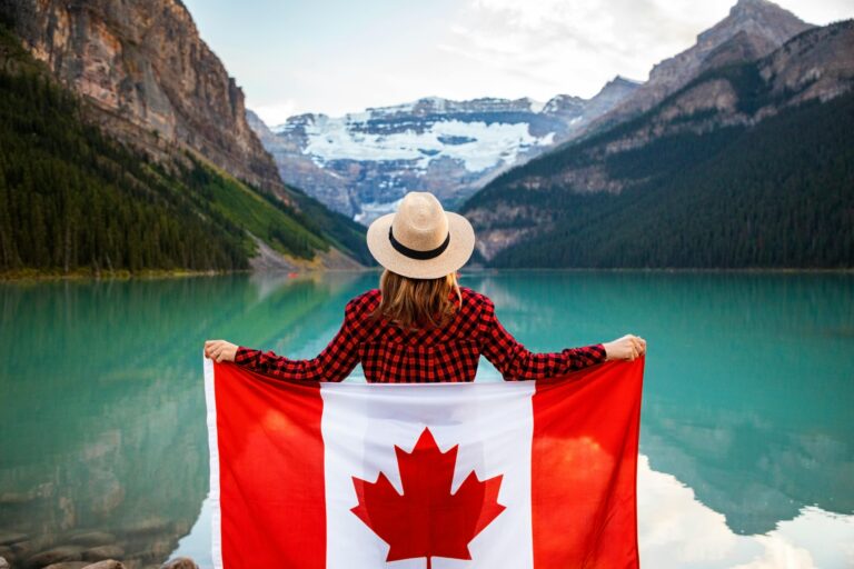 Exploring Canada: Unforgettable Experiences, Essential Tips, and Top Destinations